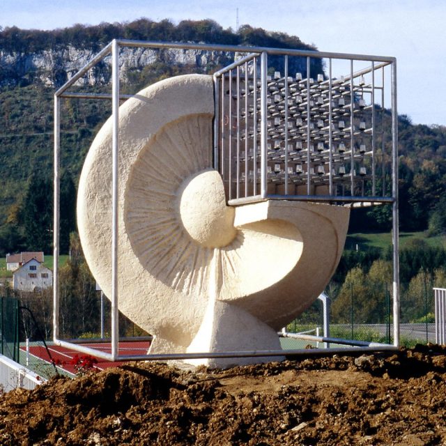 1988 Quadrature H=3m15 — sculpture de Paul Gonez
