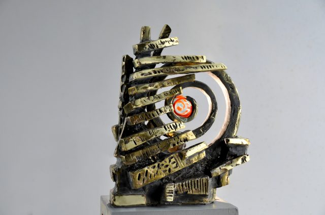 2023 Forme spiralee H 020m — sculpture de Paul Gonez