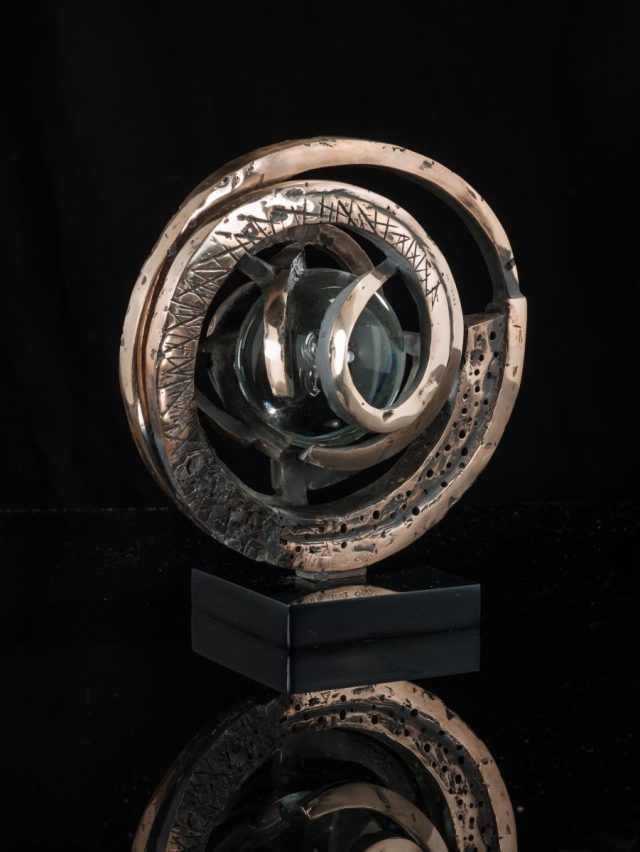 Avenement recto H 0.21 — sculpture de Paul Gonez